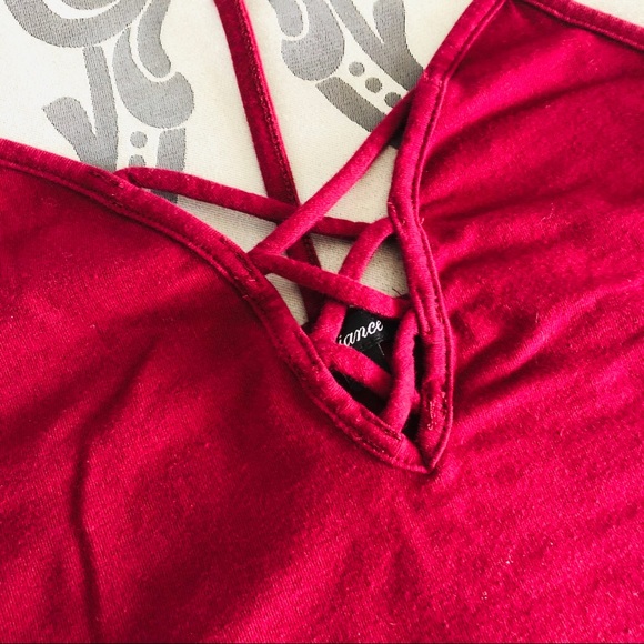 T-Back Cropped Tank - Picture 7 of 8